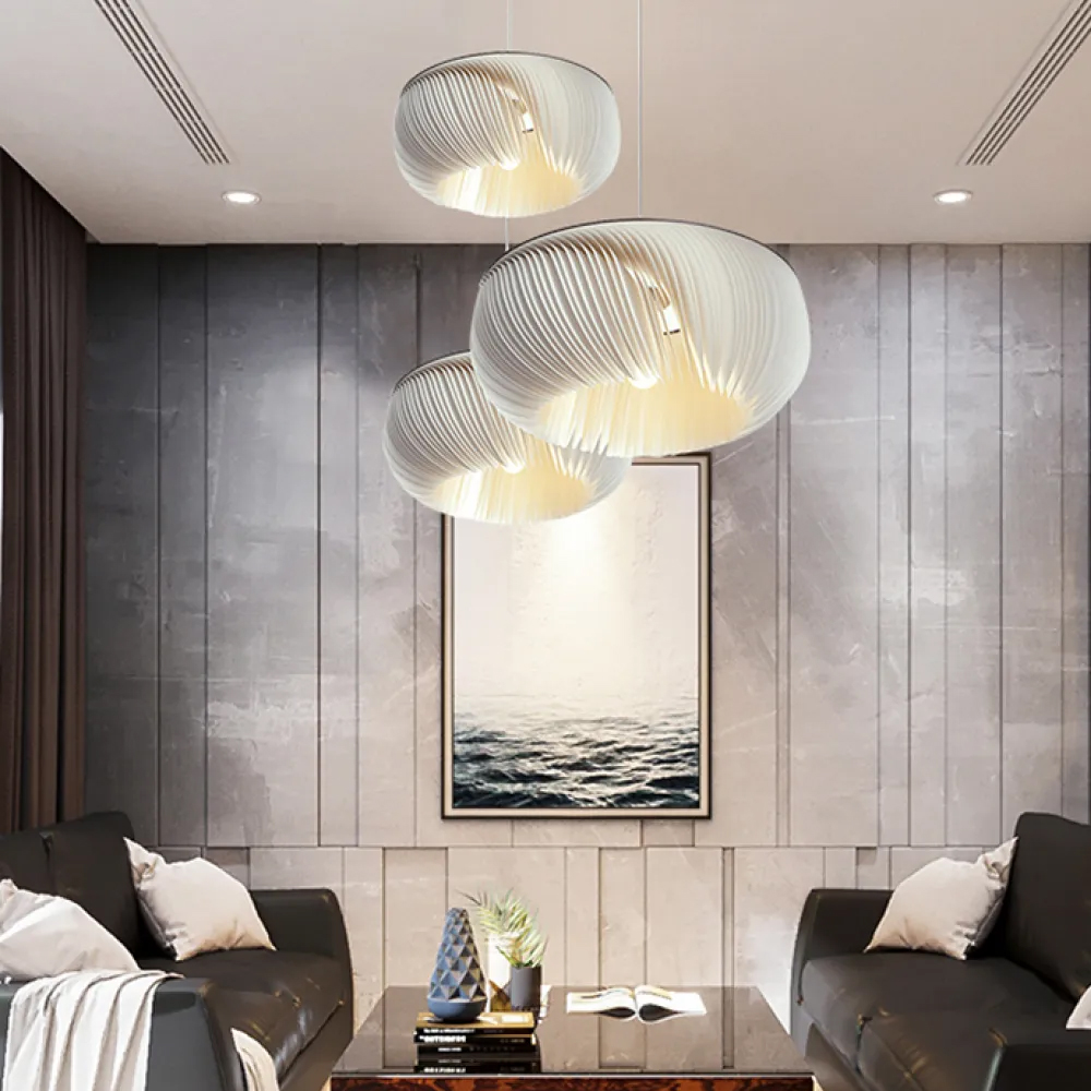 Подвесной светильник с белыми изящными декоративными лепестками Volumetric Petal Lamp