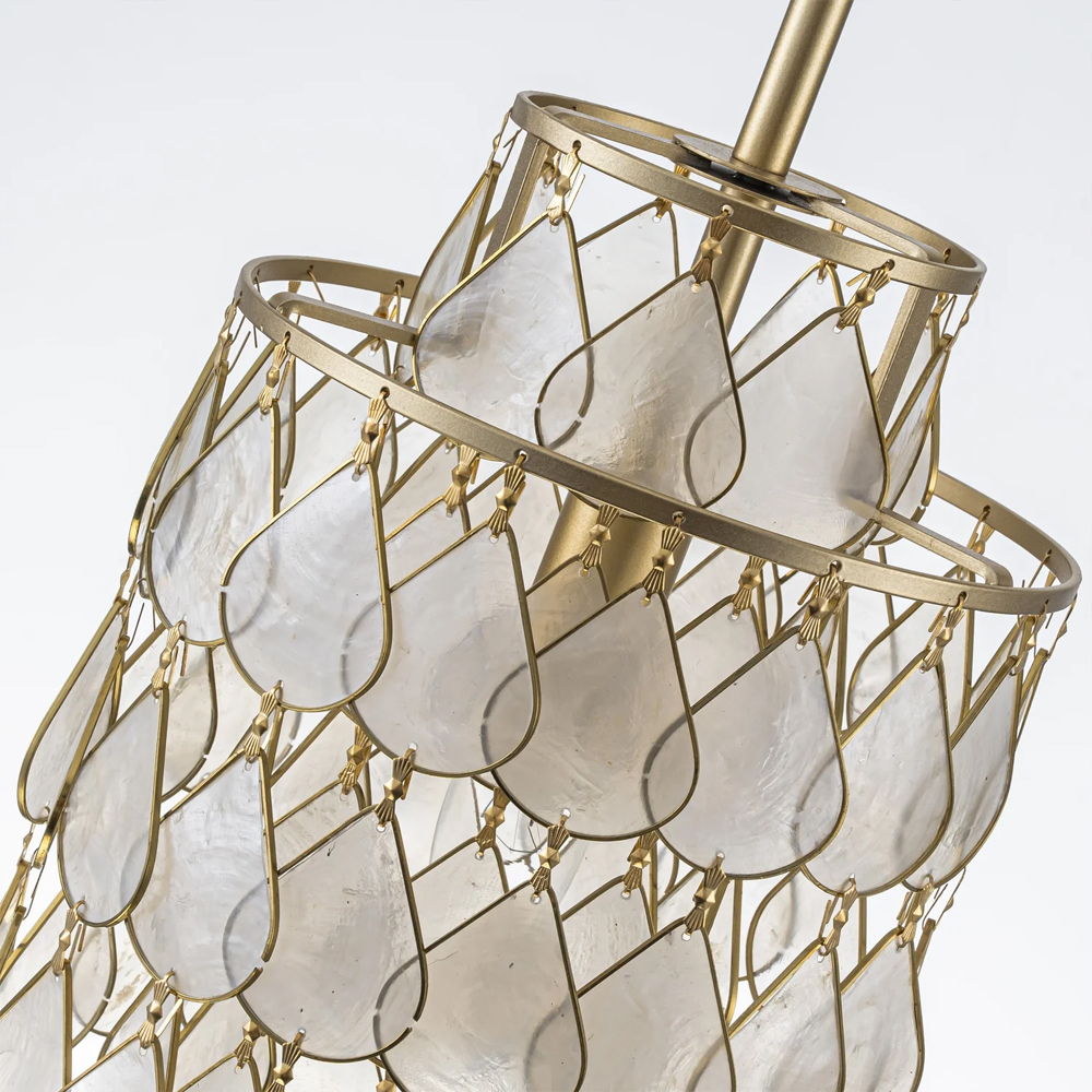 Подвесной светильник с декором из натуральной морской ракушки Iridescent Light