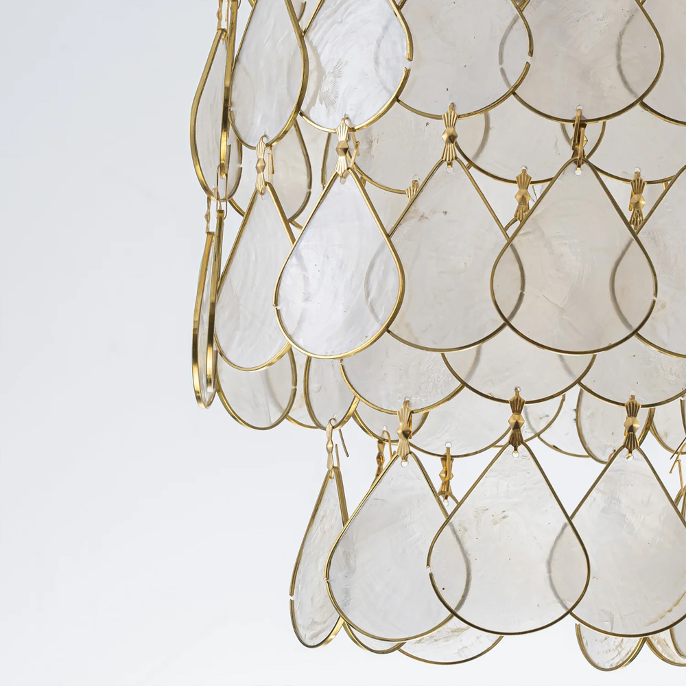 Подвесной светильник с декором из натуральной морской ракушки Iridescent Light