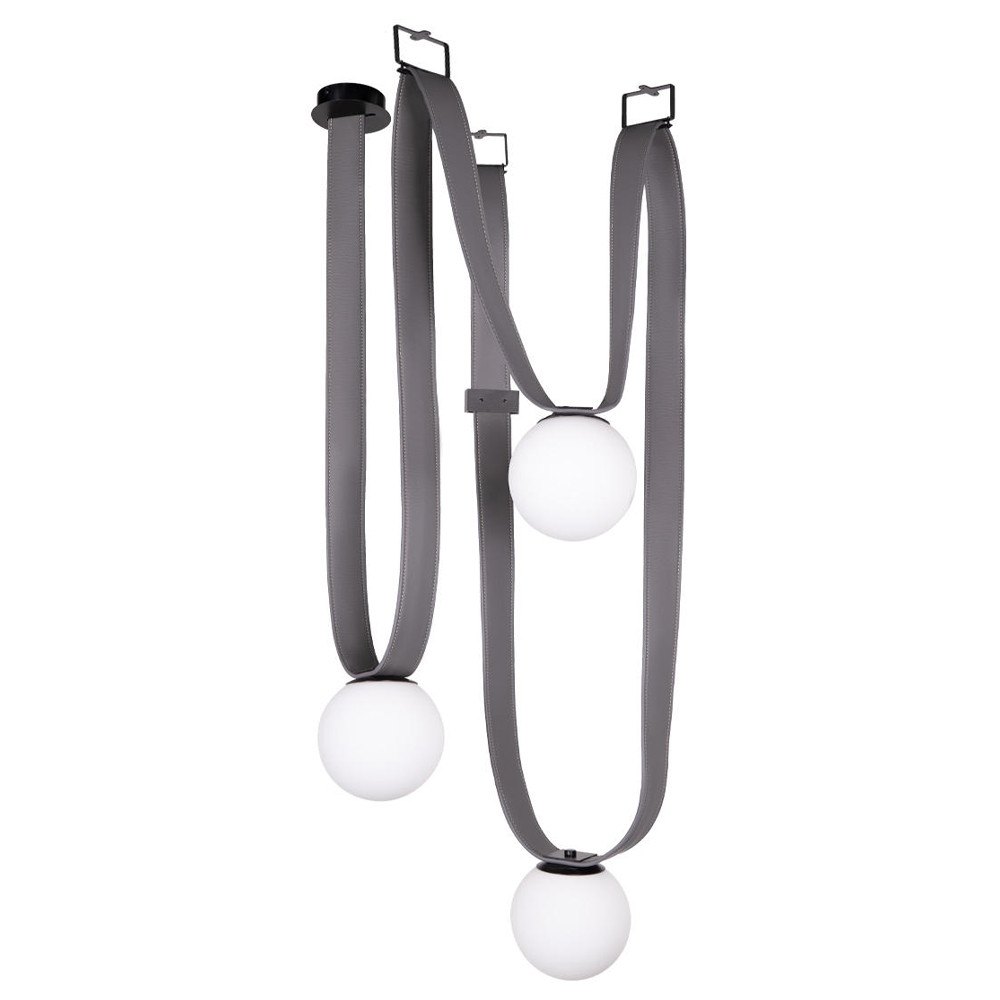 Подвесной светильник с серыми кожаными ремнями и белыми стеклянными плафонами в виде шаров Flos Wireline Lighting
