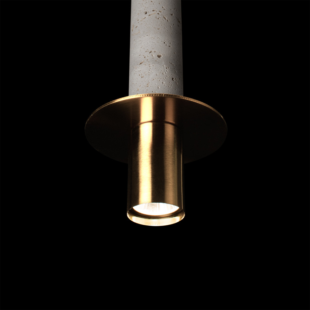 Подвесной светильник с узким цилиндрическим плафоном и золотым металлическим декором Concrete Pipe