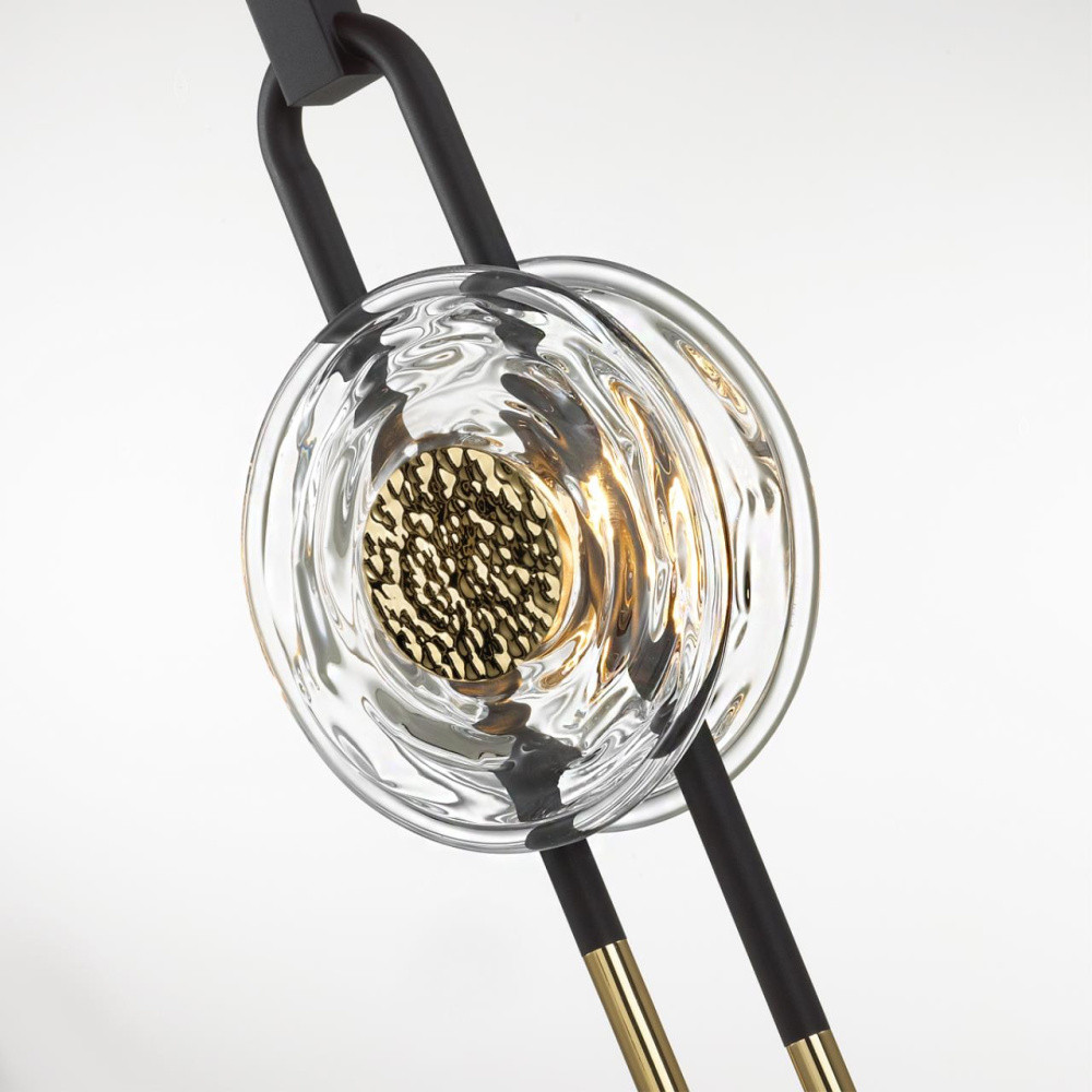 Подвесной светильник с черным основанием и золотистым декором Bruno