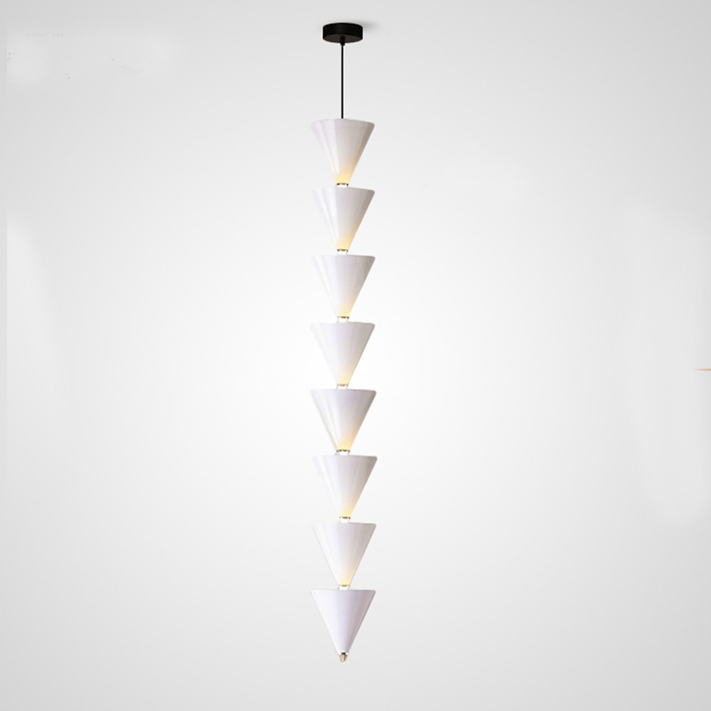 Подвесной светильник светодиодный в виде ряда белых металлических конусов  Herringbone