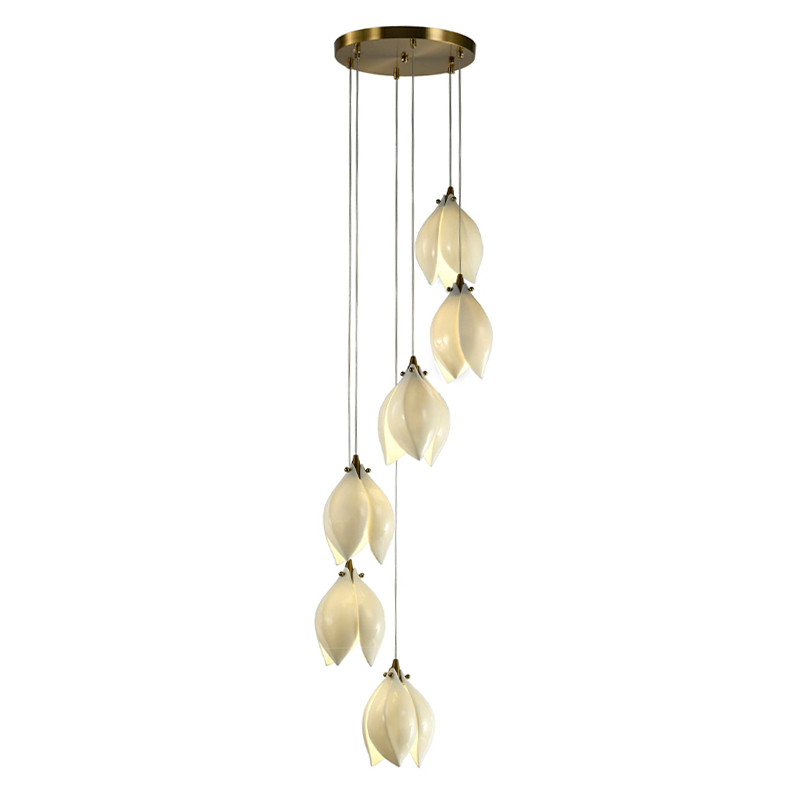 Подвесной светильник светодиодный с 6-ю белыми плафонами в виде цветов Flower Light Gold