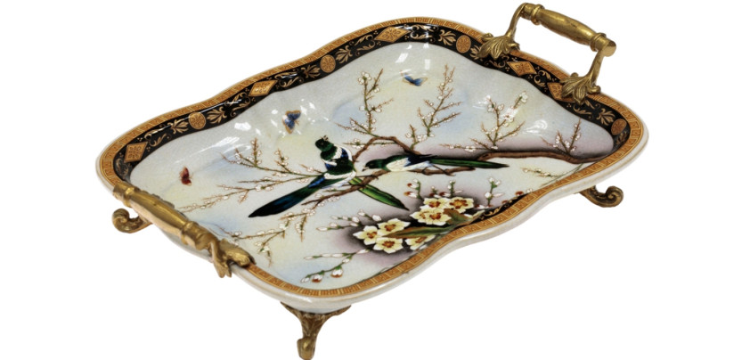 Поднос Magpies on Cherry Blossoms