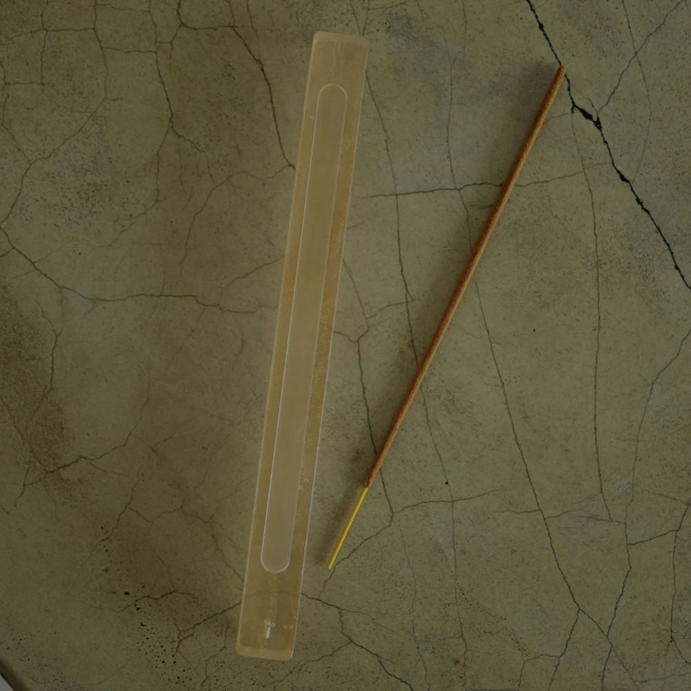 Подставка под благовония из эпоксидной смолы прямоугольная шампань Epoxy Flowers Incense Stand Champagne