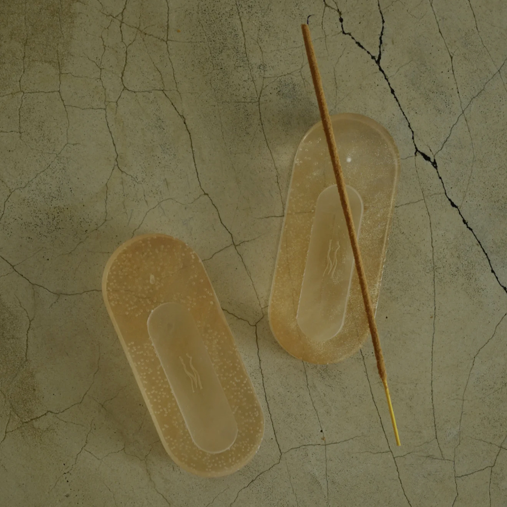 Подставка под благовония из эпоксидной смолы шампань Epoxy Resin Flowers Incense Oval Stand Champagne