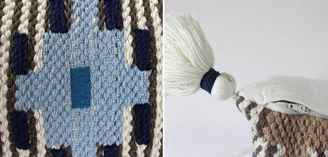 Подушка Blue Ikat с кисточками