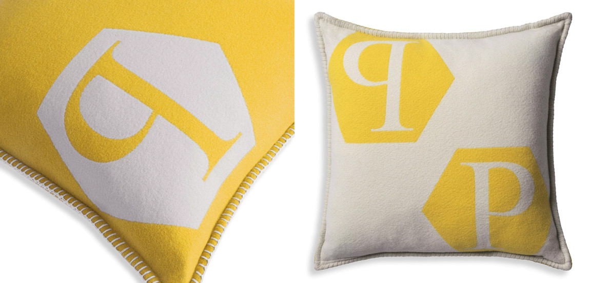 Подушка Philipp Plein Cushion Cashmere PP Logo 65 x 65 Yellow