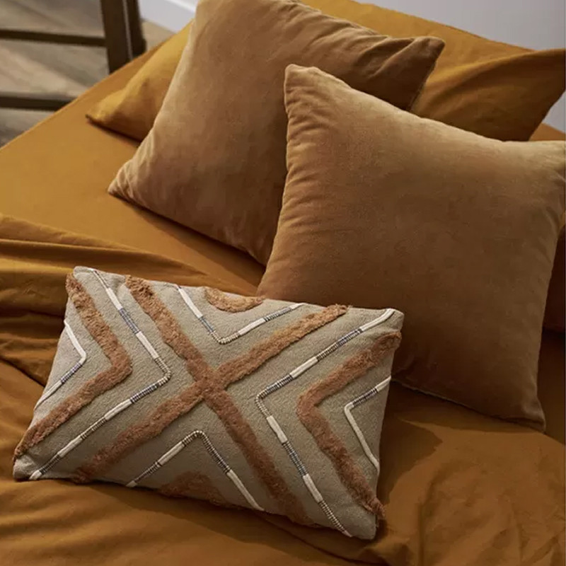 Подушка декоративная с бахромой и вышивкой Divine Abstractions