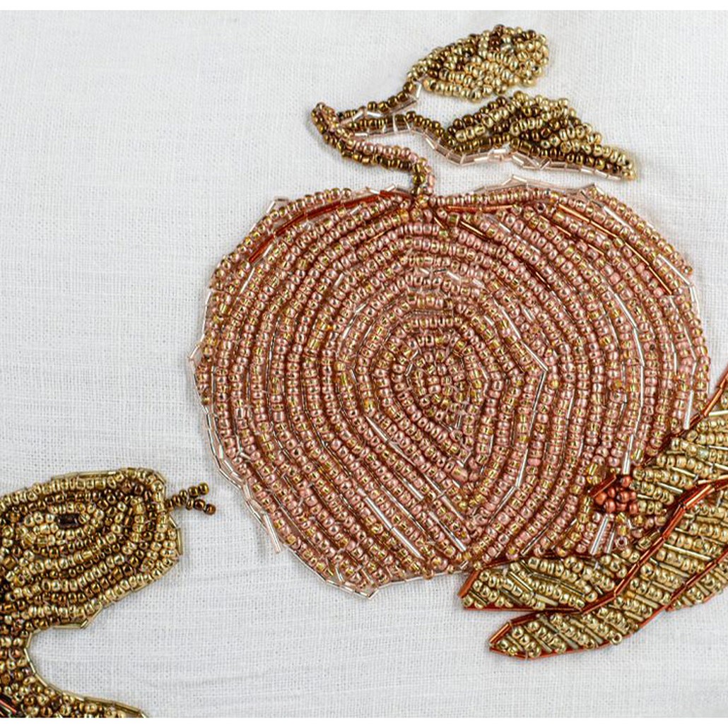 Подушка с вышивкой из бисера Snake with Apple