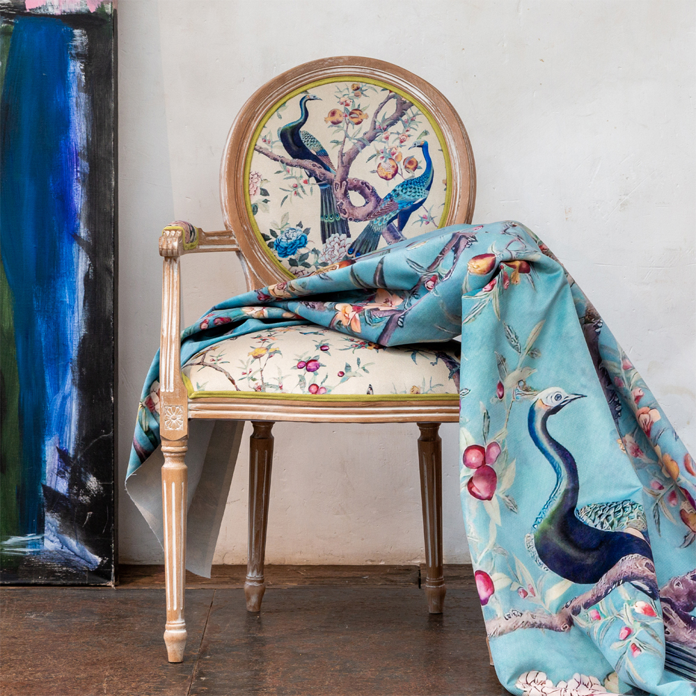 Полукресло из массива бука бежевое с изображением птиц и цветов Beige Green Chinoiserie Garden Chair