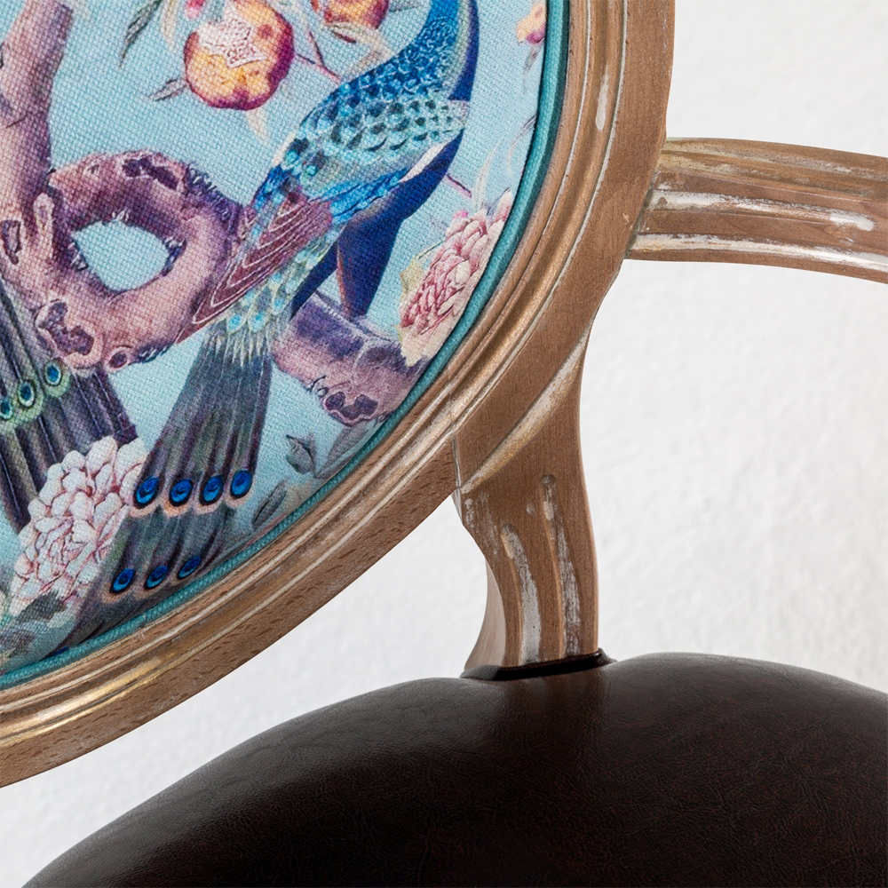 Полукресло из массива бука с сиденьем из экокожи и цветочным принтом на спинке Chinoiserie Garden Chair