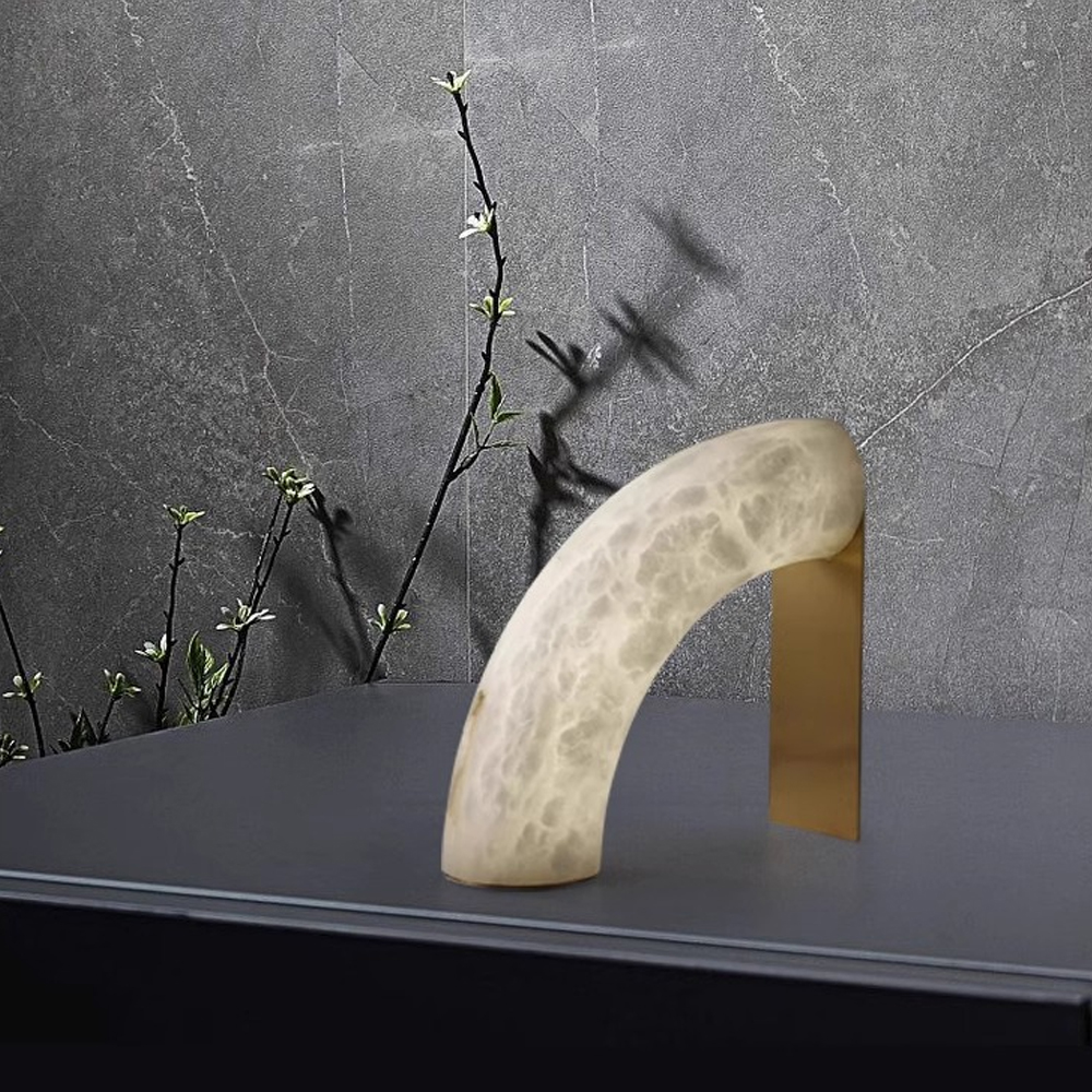 Прикроватная лампа из мрамора в форме дуги Rainbow Light