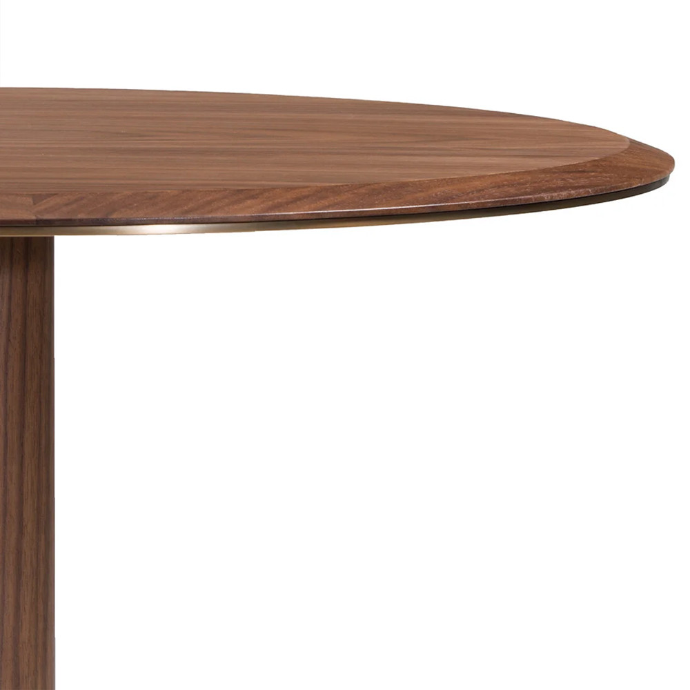 Приставной стол в шпоне ореха Elega