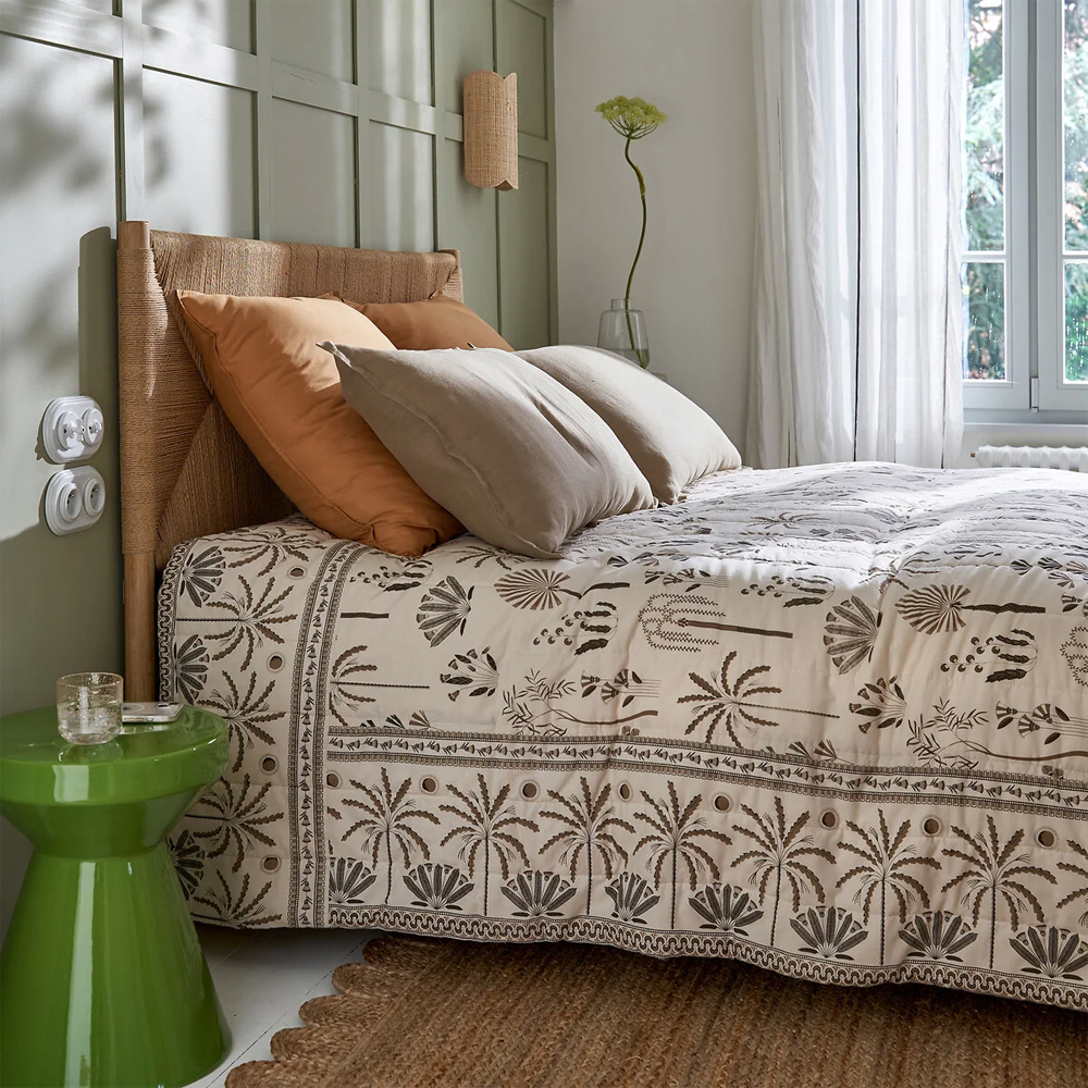 Приставной стол из керамики Manufacto Green