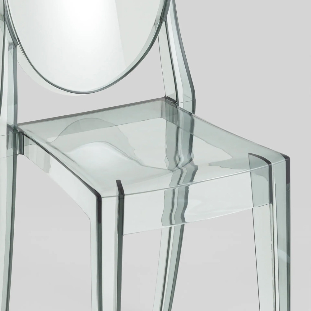 Прозрачный стул с серым оттенком LOUIS GHOST CHAIR