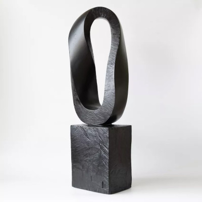 Скульптура «Лента Мебиуса»