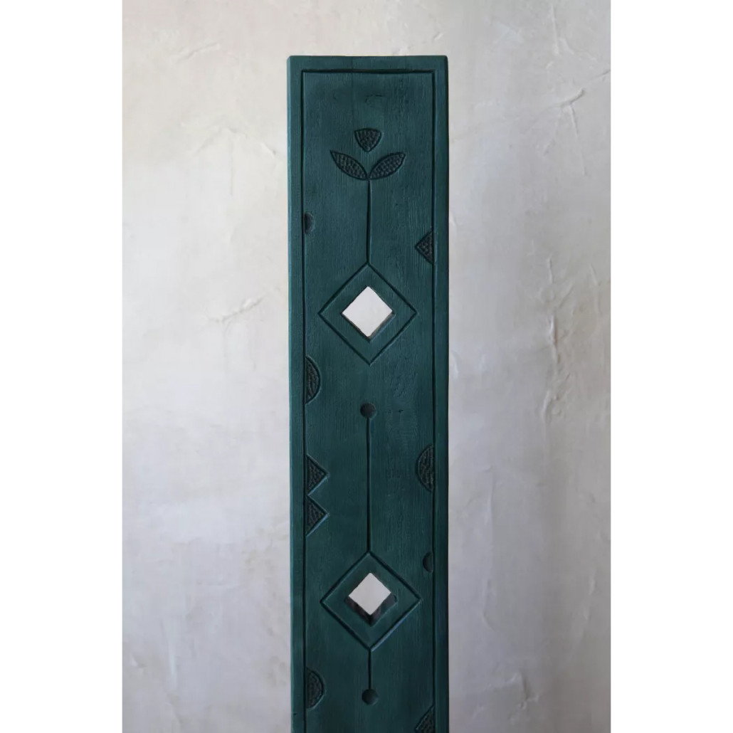 Скульптура из серии «Земля Биармии» узкая