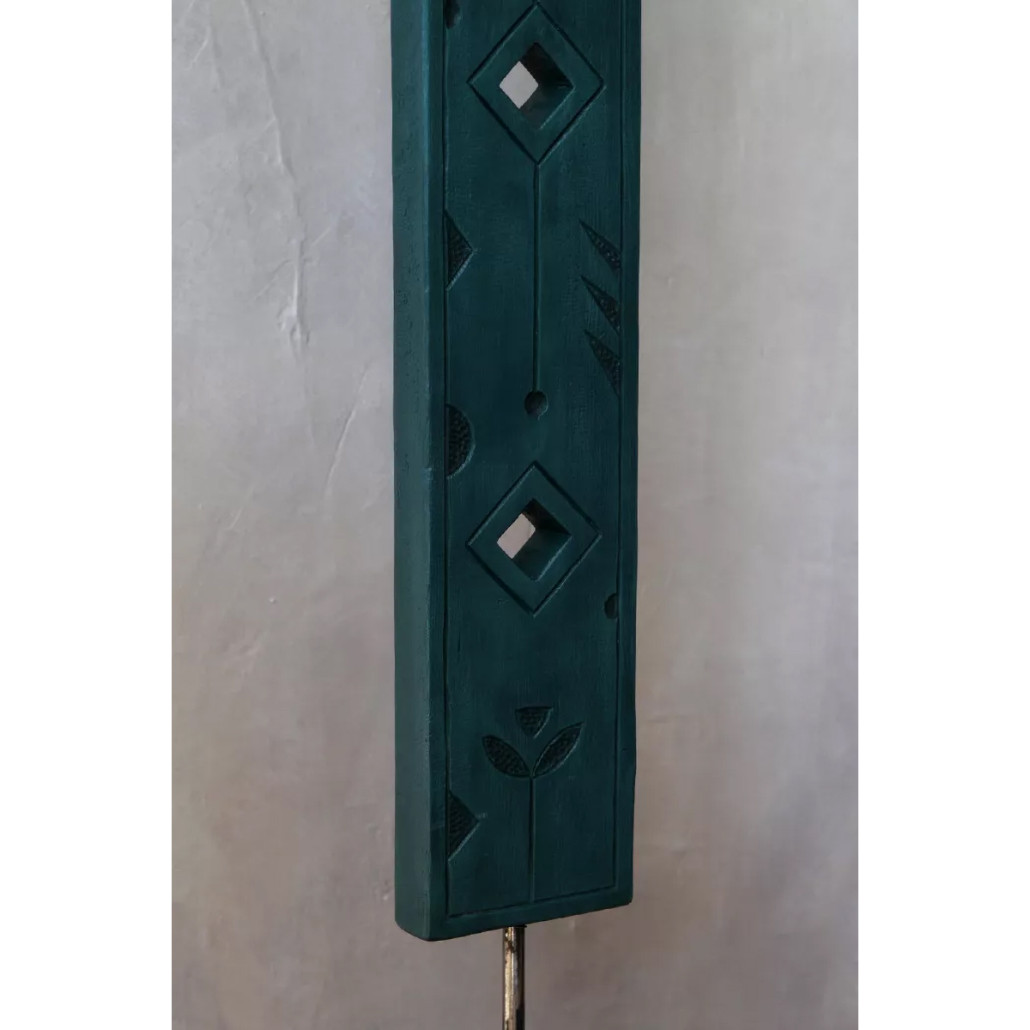 Скульптура из серии «Земля Биармии» узкая