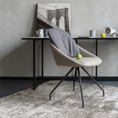 Современное кресло Richard