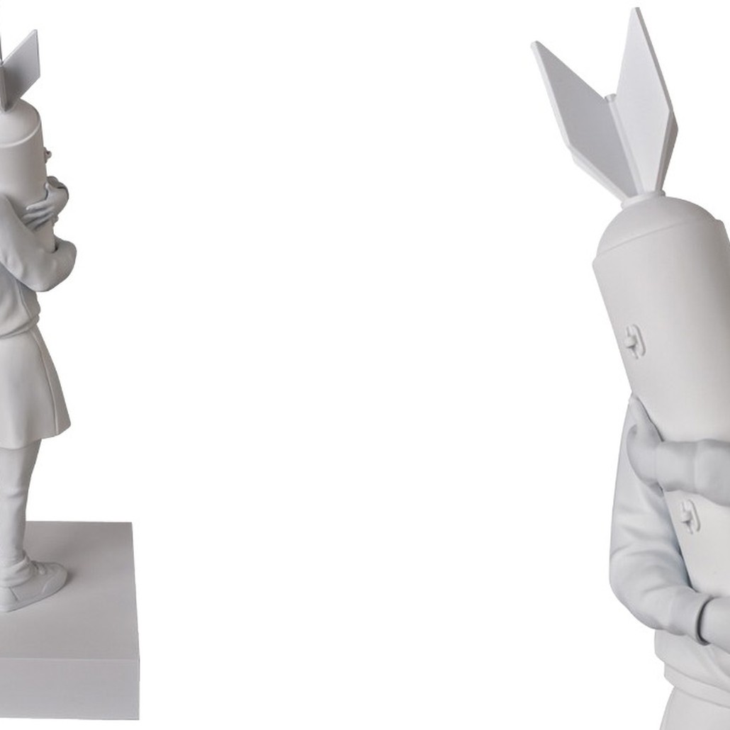 Статуэтка Banksy Bomb Hugger Sculpture White