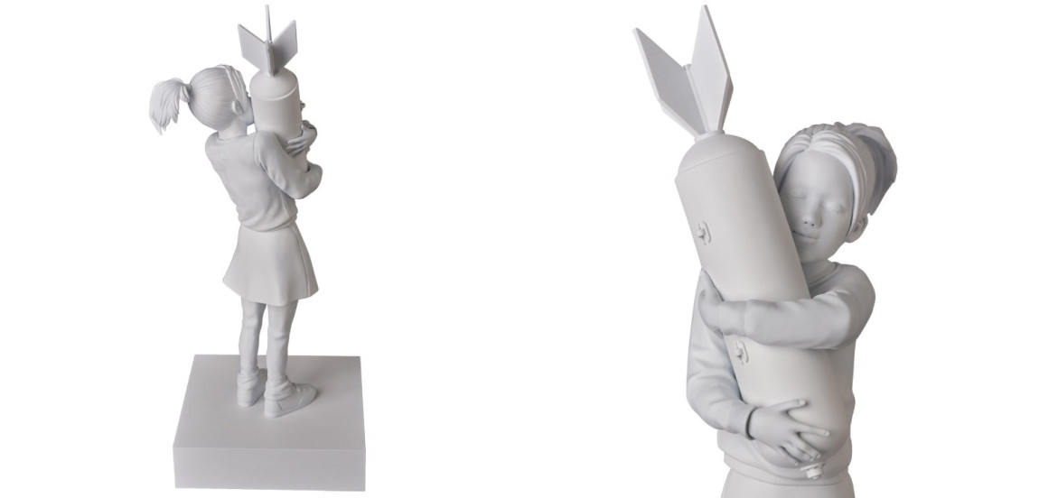 Статуэтка Banksy Bomb Hugger Sculpture White