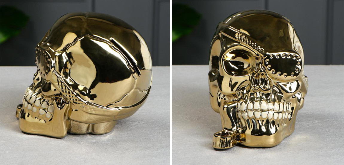 Статуэтка Golden Skull with Pipe