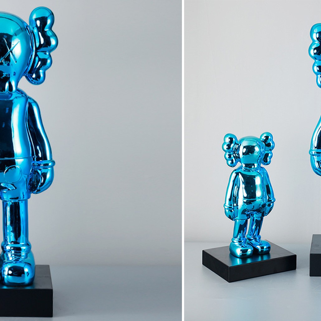 Статуэтка KAWS Blue on stand