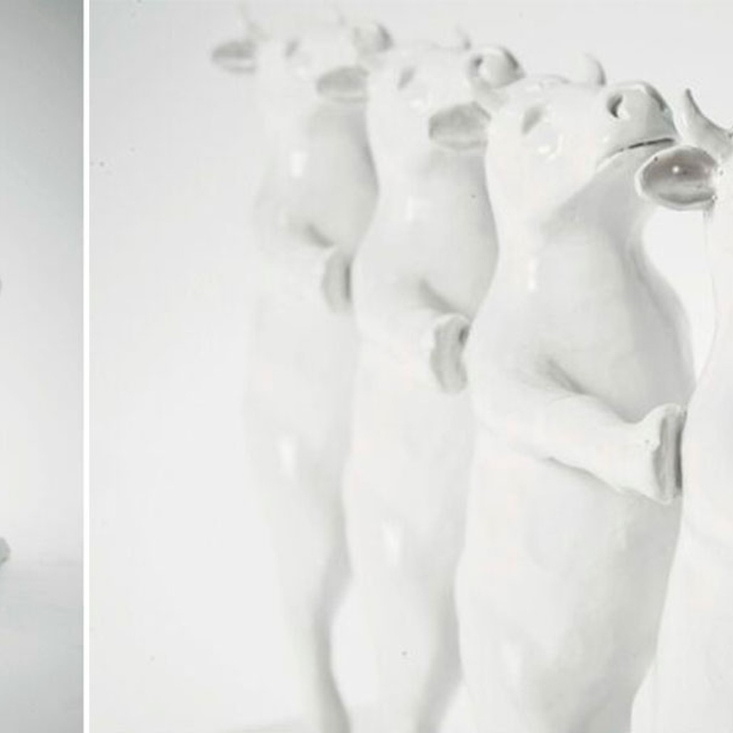 Статуэтка белая March of the Cows