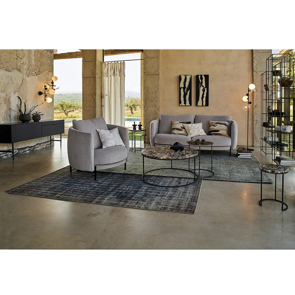 Стеллаж из металла и стекла Menzie Black Stripes Metal Rack