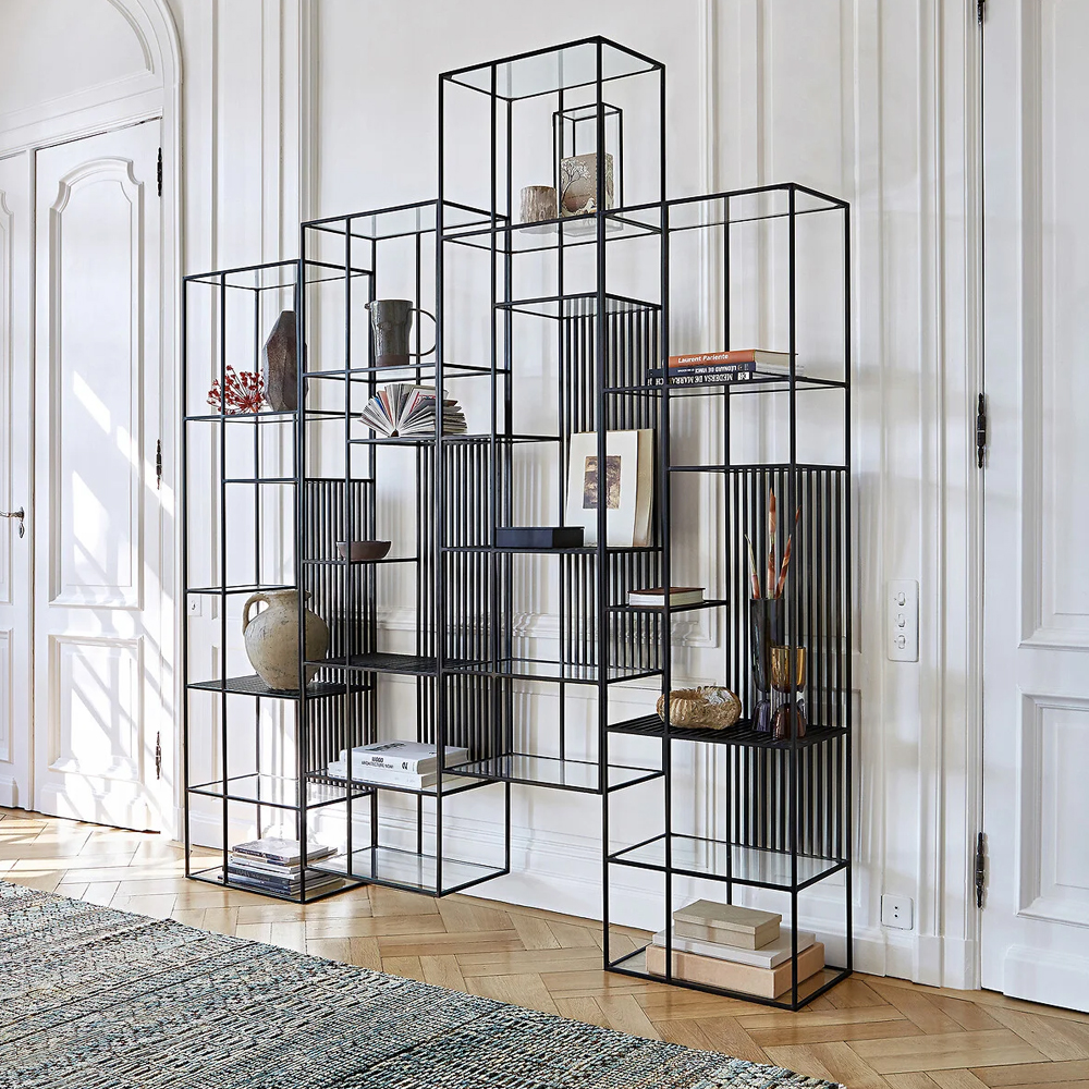 Стеллаж из металла и стекла Menzie Black Stripes Metal Rack