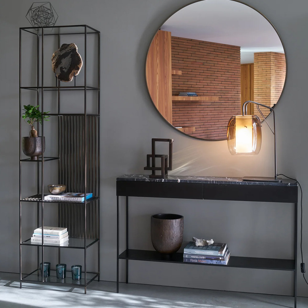 Стеллаж из металла и стекла Menzie Black Stripes Metal Rack