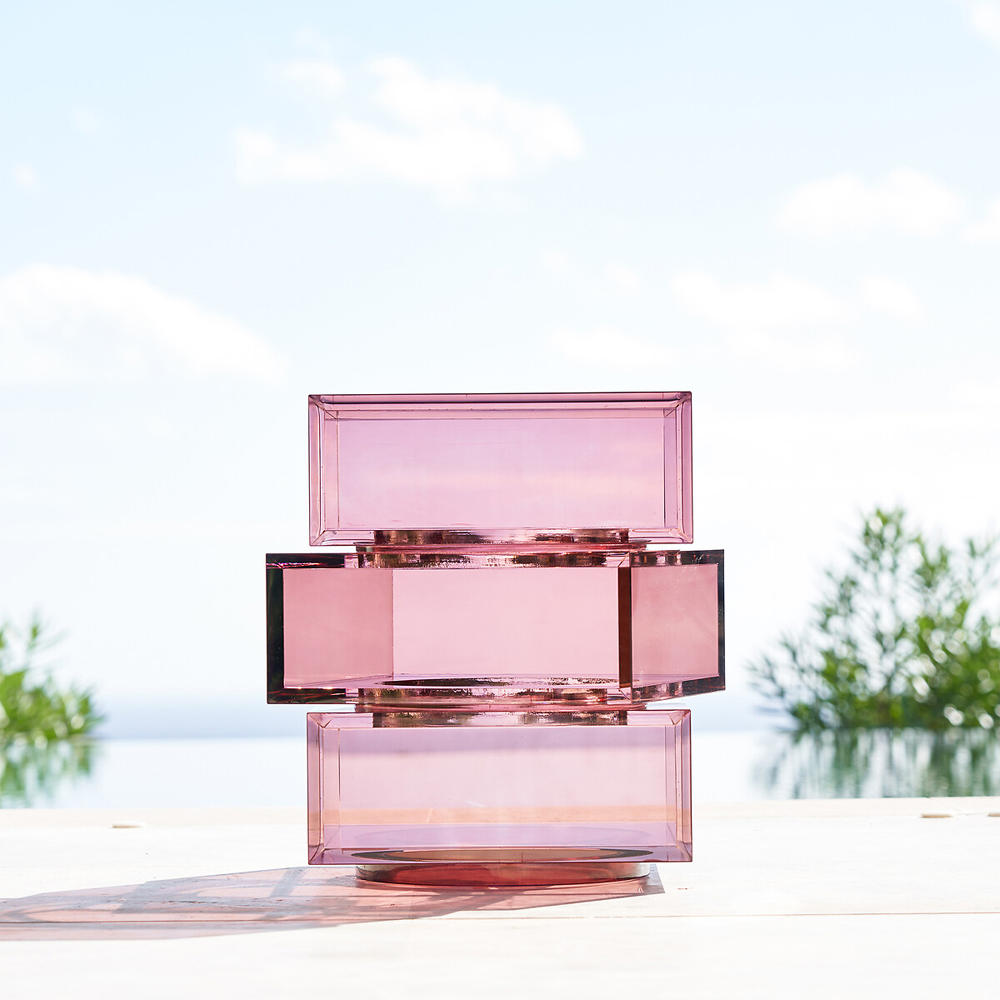 Стол журнальный в форме кубов Acrylic Furniture Lumina Crimson Clarity