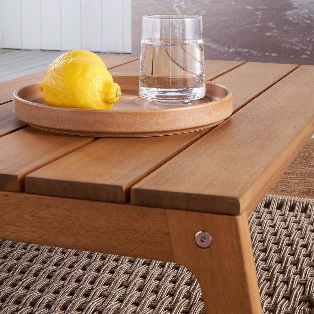 Стол журнальный для сада из акации Breathe Nature