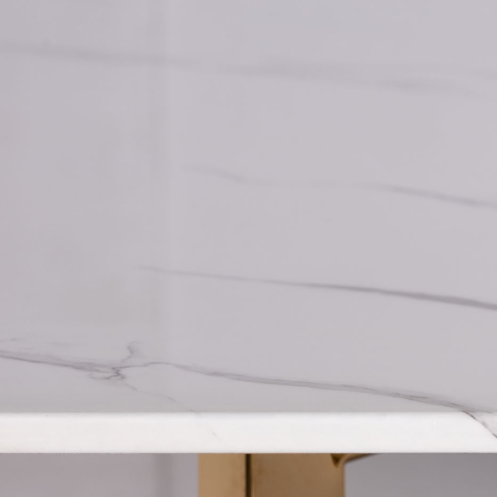 Стол обеденный белый с золотыми глянцевыми ножками Laconic White Table