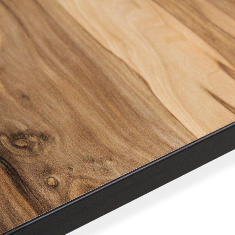 Стол обеденный раздвижной с прямоугольной столешницей на четырех черных ножках Blair