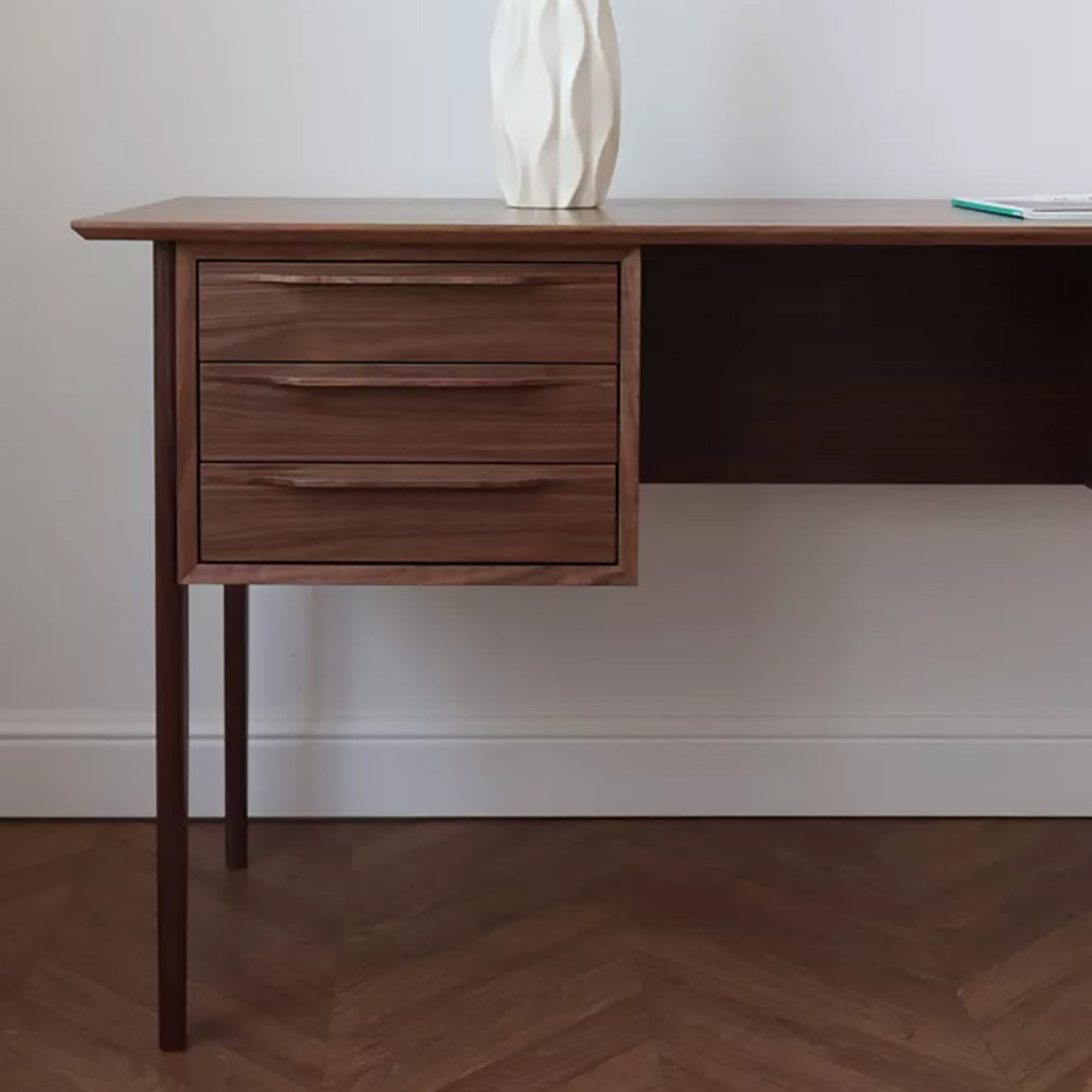 Стол письменный «STL 06»