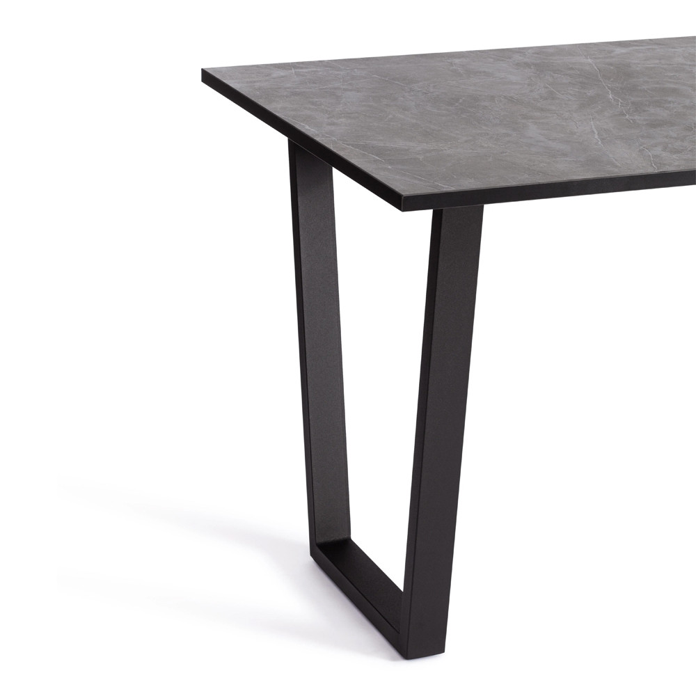 Стол с прямоугольной столешницей Corsa