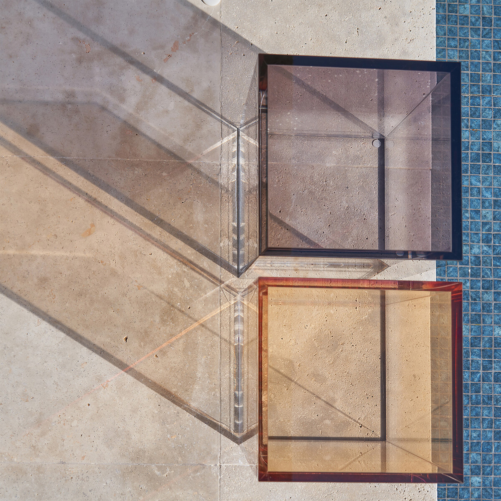 Стол с эффектом полутонов Acrylic Eclisse