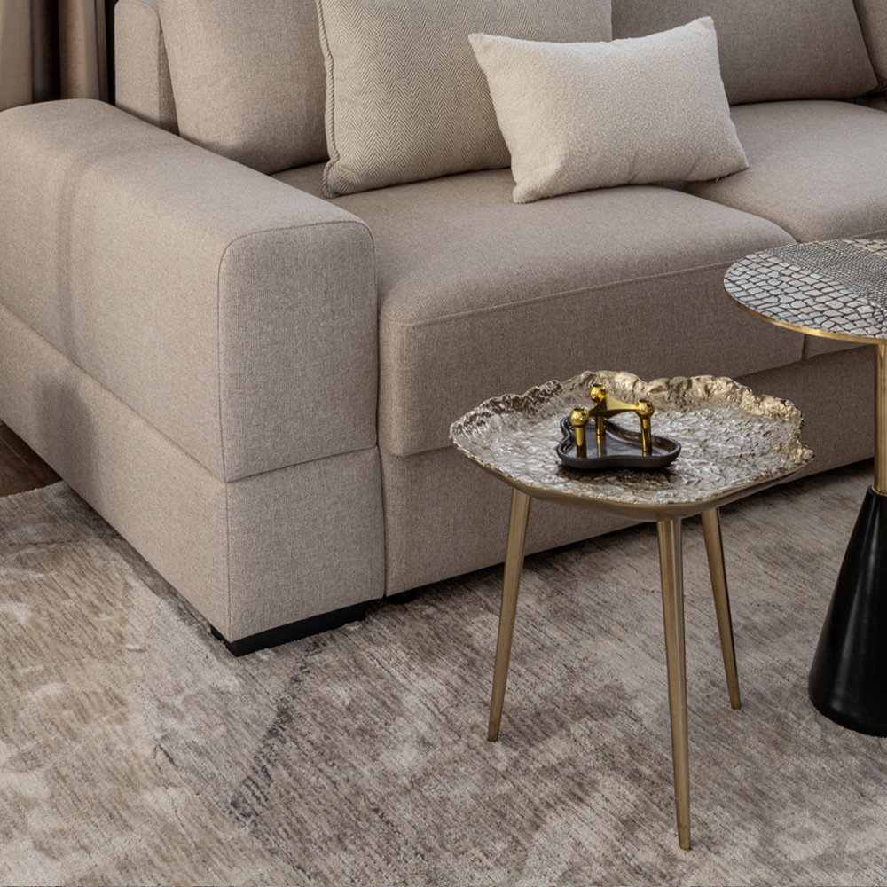 Столик журнальный металлический золотого цвета Modern Rethinking of Traditions