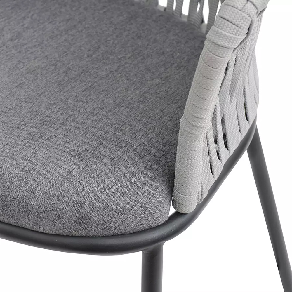 Стул барный с декоративным плетением на спинке и подлокотниках Chair Weave