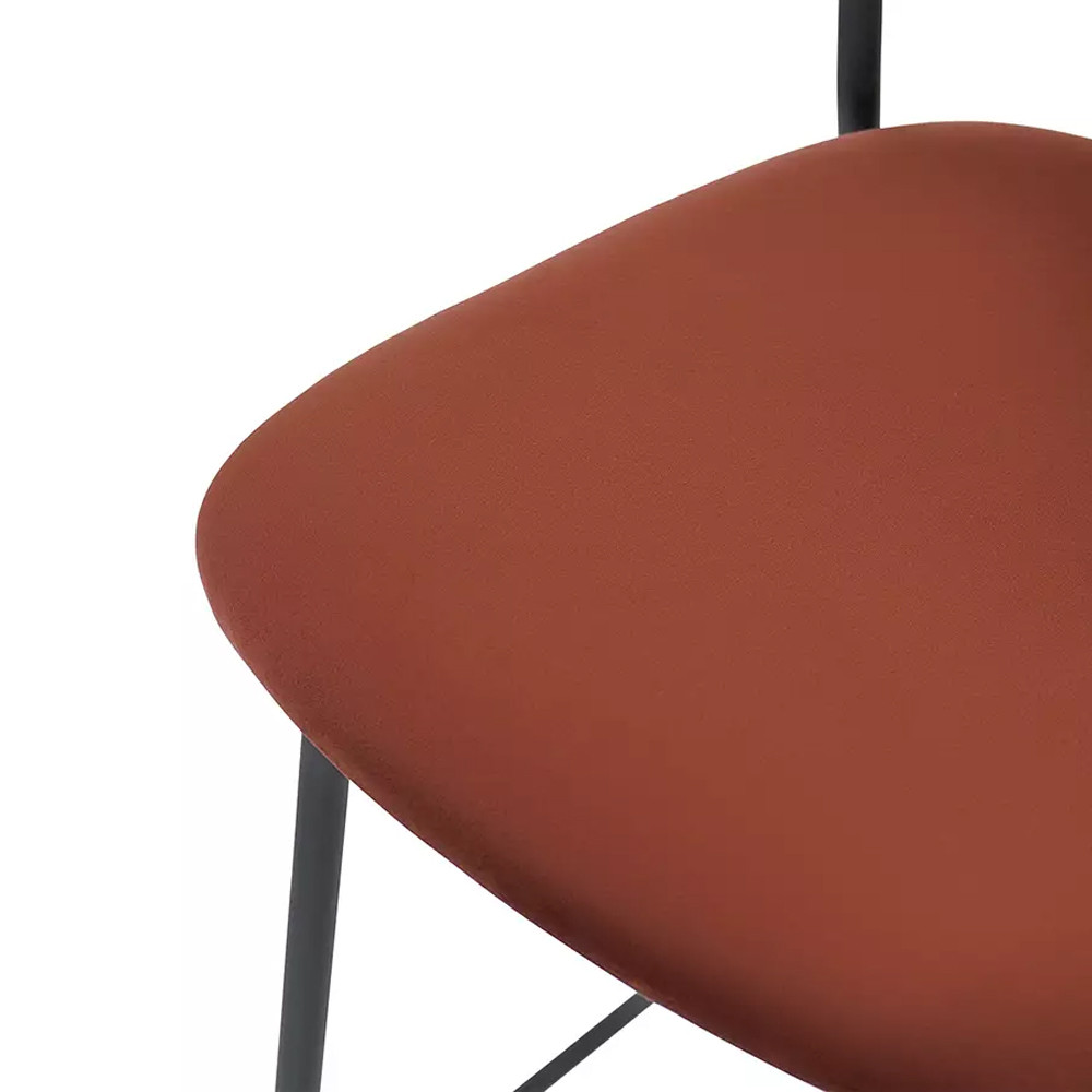 Стул барный с широкой полукруглой спинкой Chair Smooth Shapes