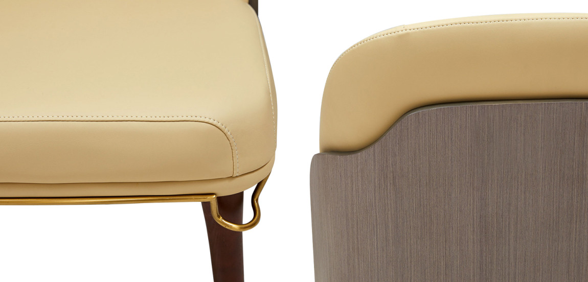 Стул бежевый Emilis Chair ножки из массива ясеня