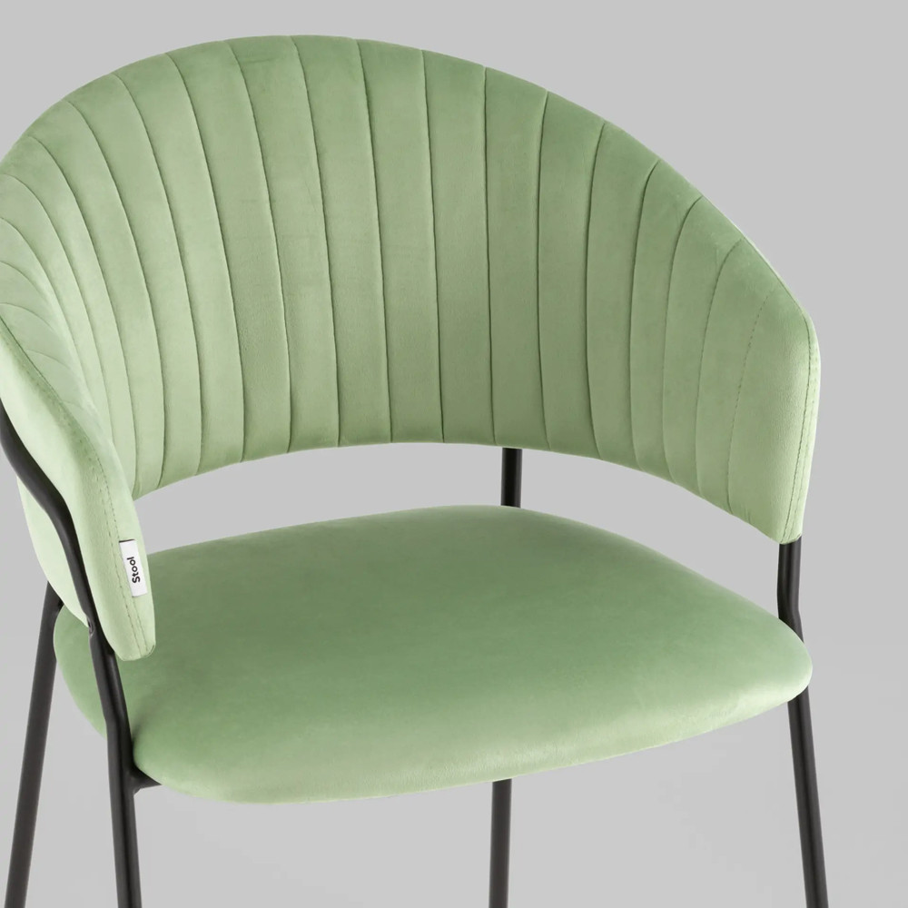 Стул в велюре фисташкового цвета Horizon