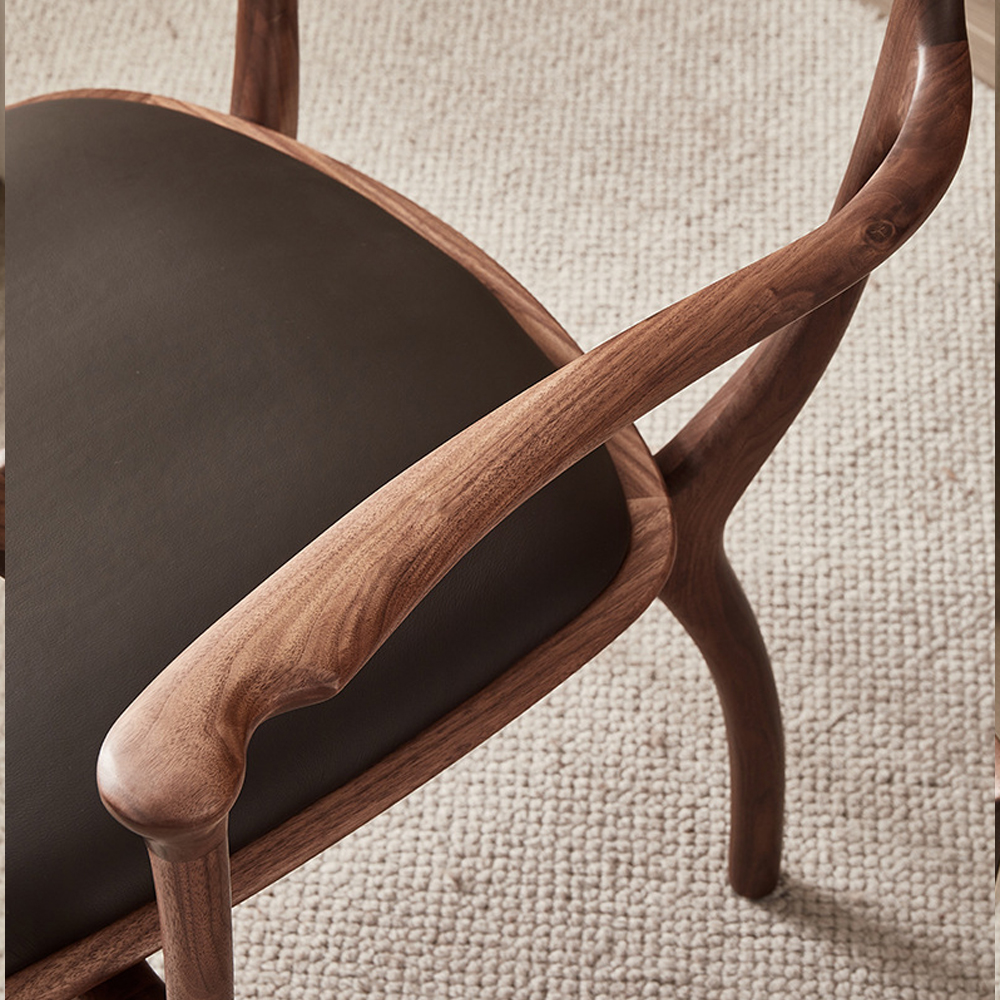 Стул деревянный с мягким сиденьем из коричневой натуральной кожи Moon Walnut Furniture