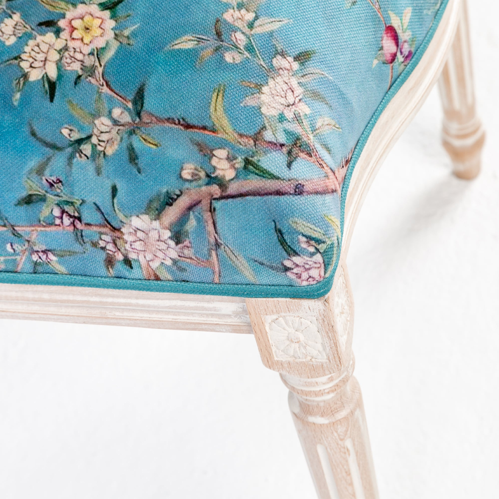 Стул из массива бука бирюзовый с изображением птиц и цветов Turquoise Beige Chinoiserie Peach Garden Chair