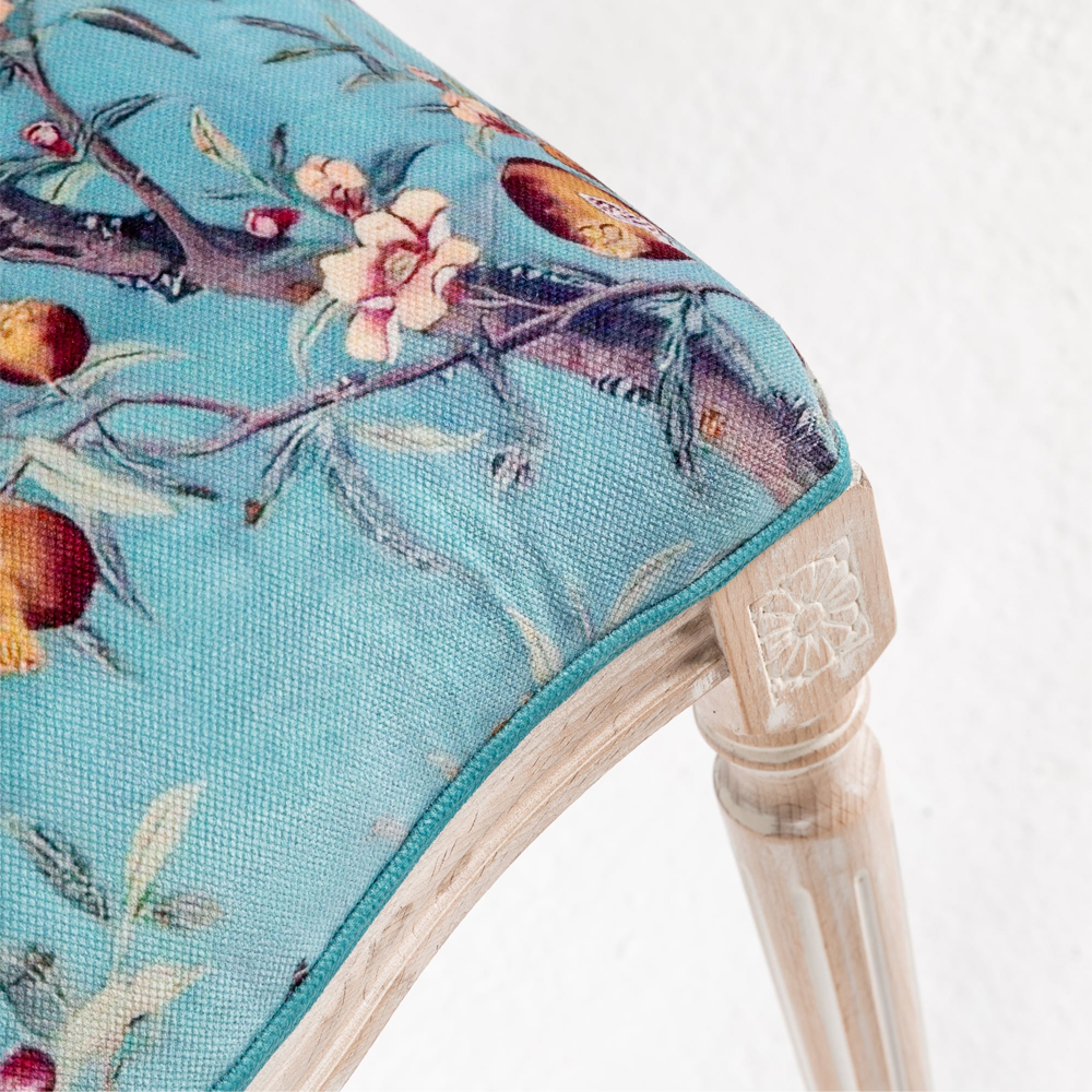 Стул из массива бука с изображением птиц и цветов Turquoise Beige Chinoiserie Garden Chair