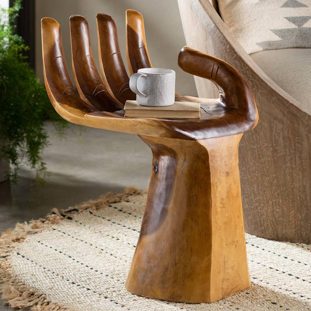Стул из массива дерева в виде руки God's Hand Chair