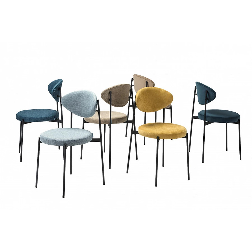 Стул металлический с мягкой спинкой и сиденьем из велюра Alfie Chair